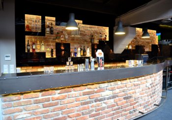 Drink bar w kręgielni Hotelu Malinowski